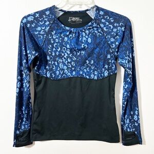 SkirtSports black bottom Blue Patterned Top Long Sleeve athletic Top thumb holes